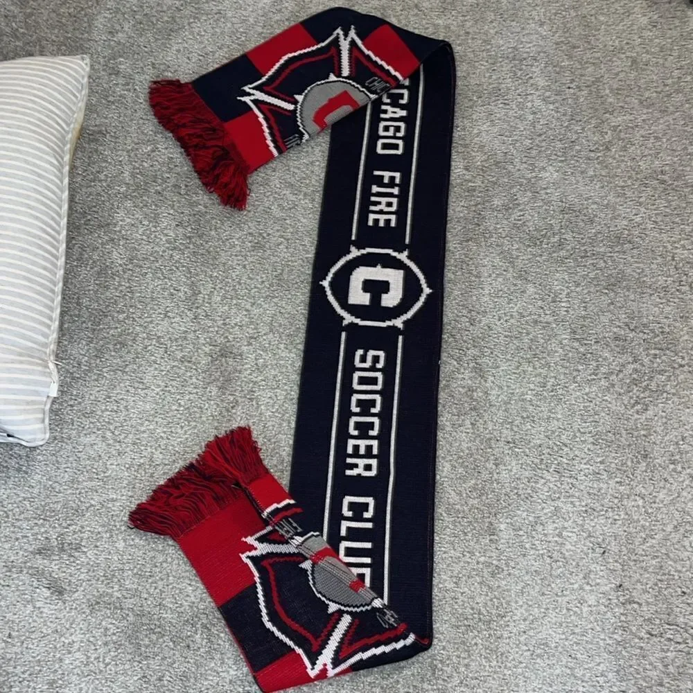 Chicago Fire MLS Soccer Team Supporter Winter Scarf Shawl Futbol.